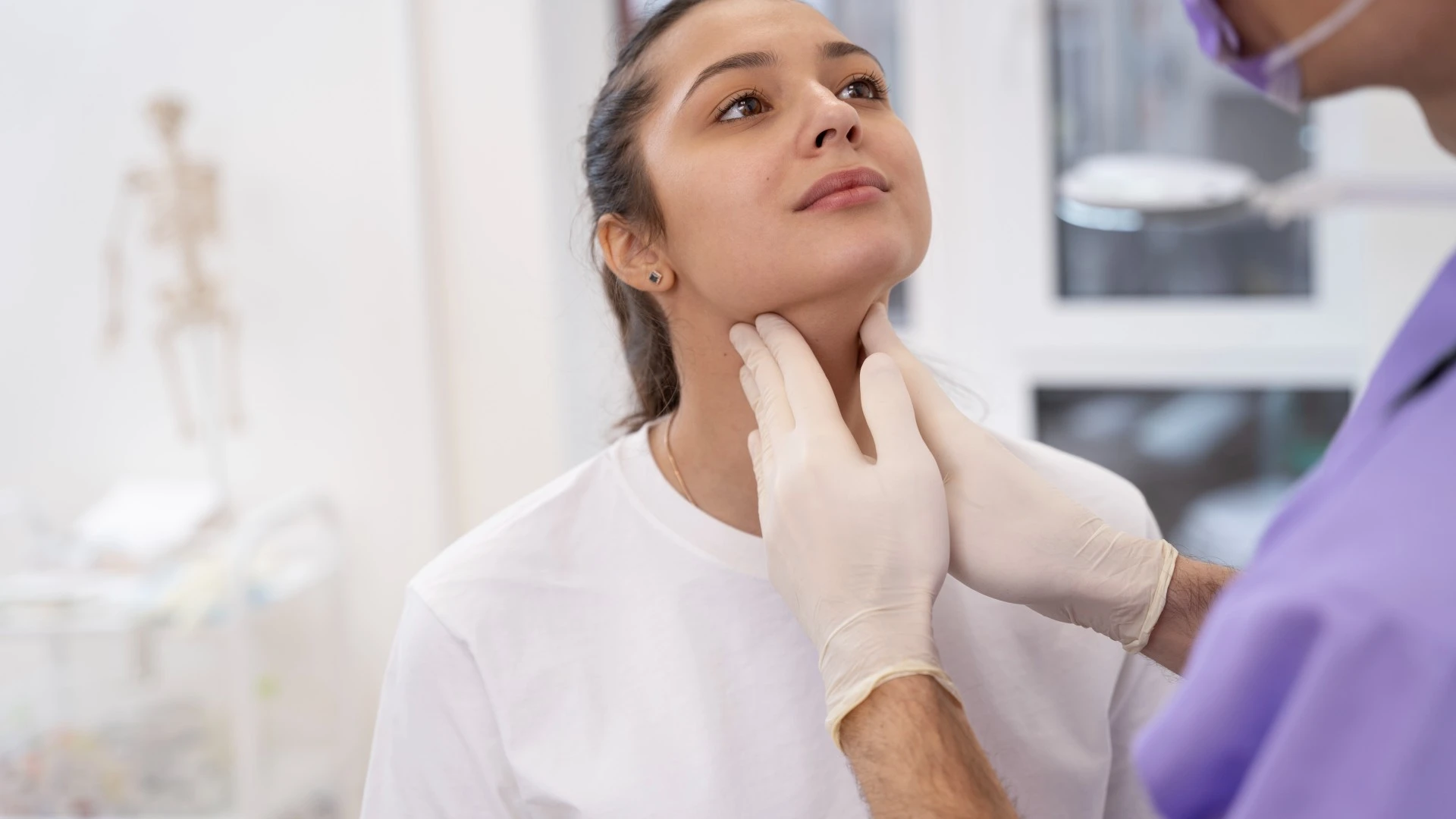 Why Choose Double Chin Treatment for a More Defined Jawline?
